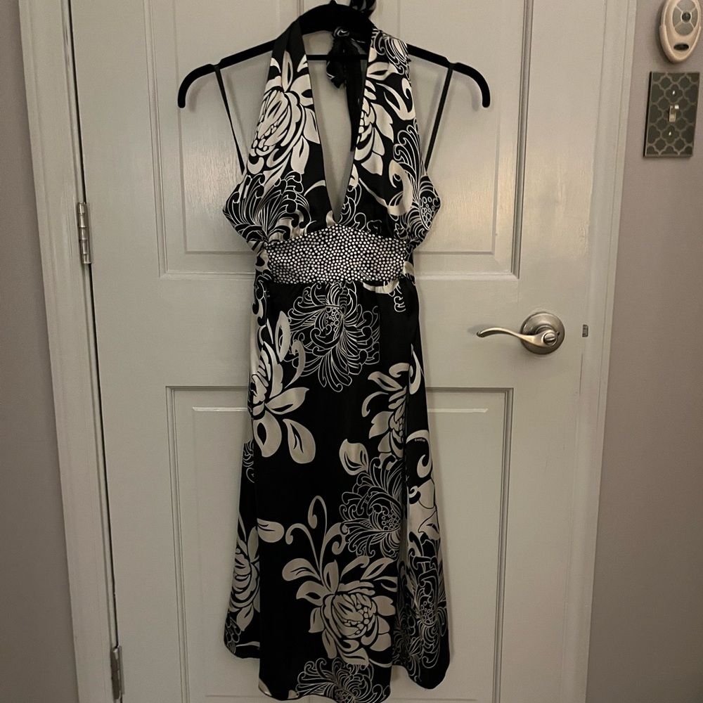 Bebe Elegant Black and White Floral Satin Halter Dress